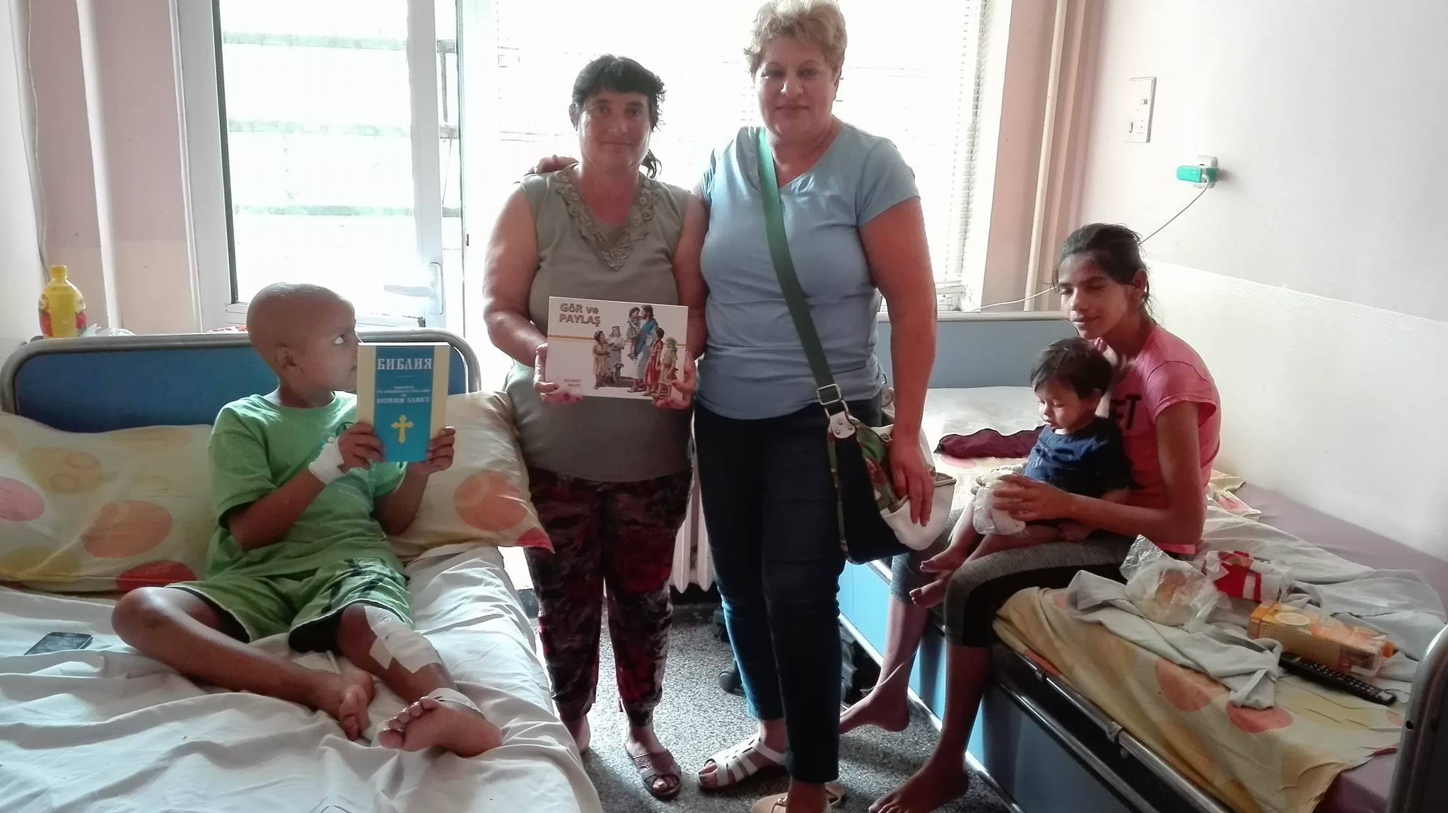 14203581_498041390406529_1754070319_o