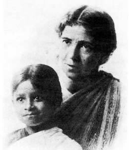 amy-carmichael-and-girl